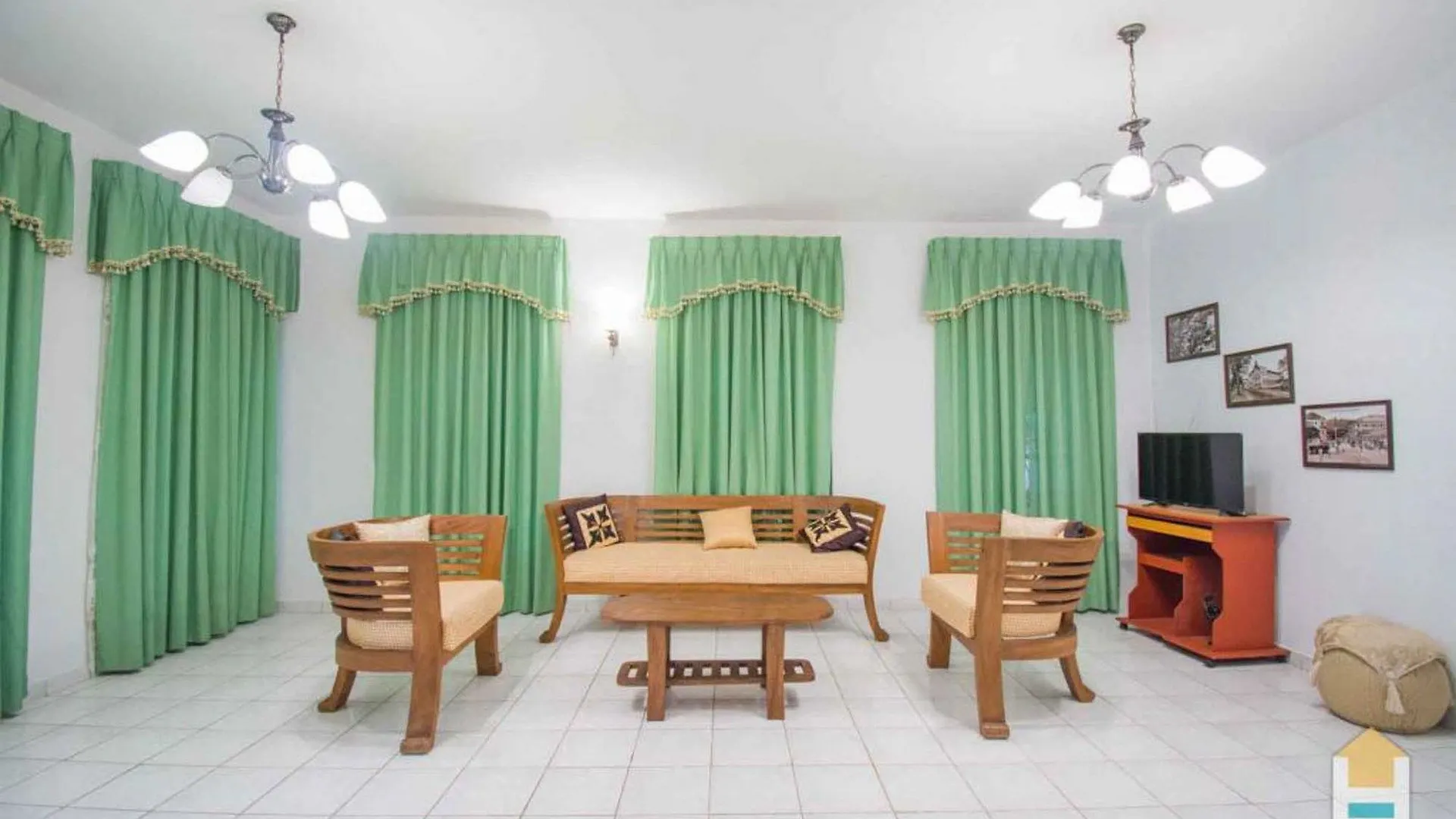 Yoho Mount Inn Bungalow Kandy 2*,