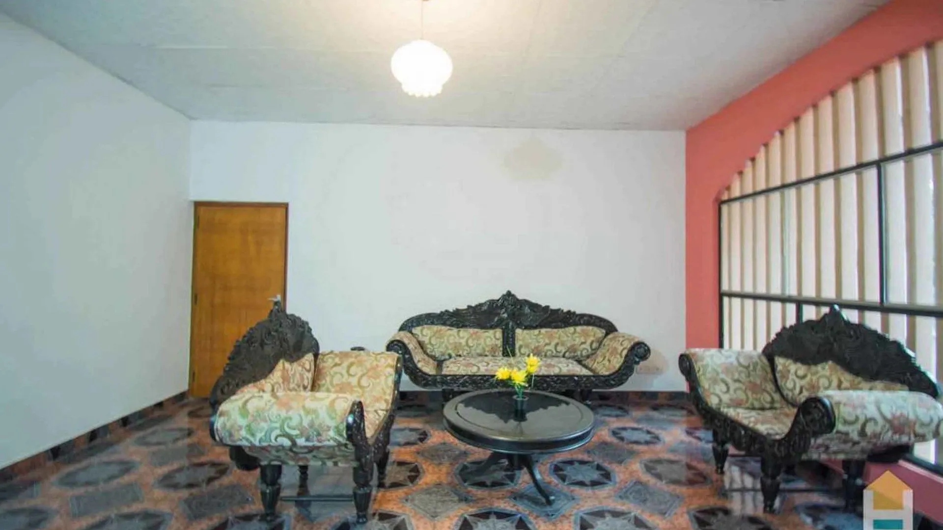Yoho Mount Inn Bungalow Kandy Hotel